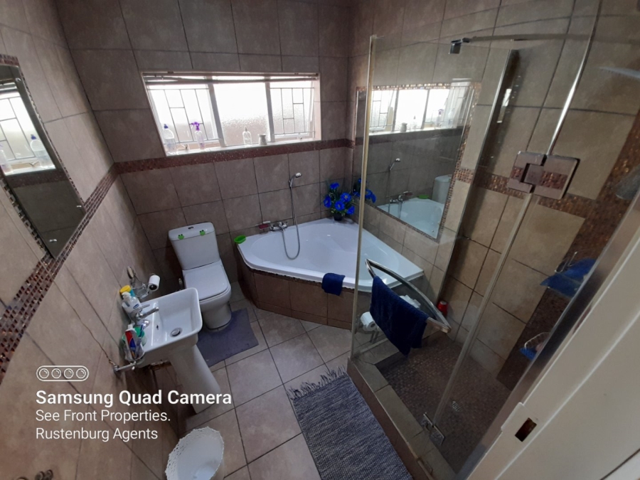 3 Bedroom Property for Sale in Protea Park North West